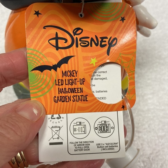 NWT Disney Mickey Mouse lcd light up Halloween garden statue - Picture 6 of 7
